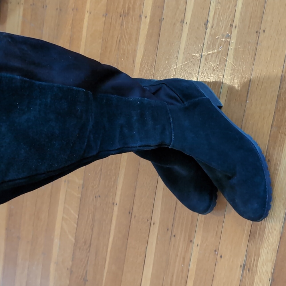Blondo Knee-High Boots - Picture 6 of 12